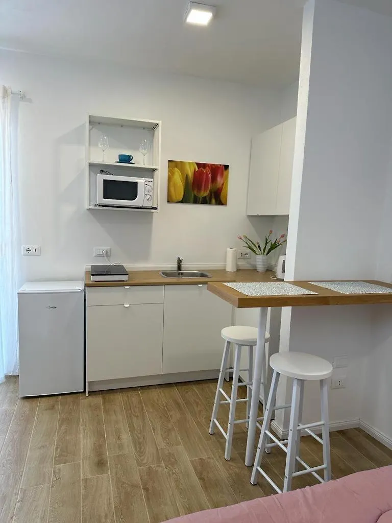 Amalcamo Apartments