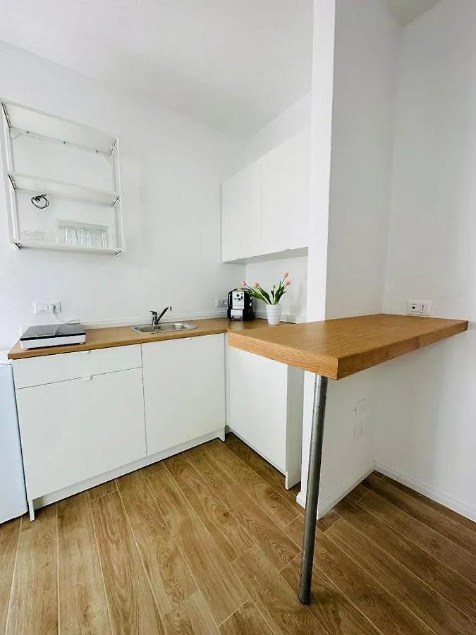 Amalcamo Apartments 0*, Alcamo