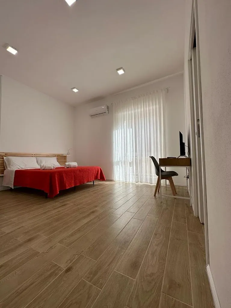 Amalcamo Apartments
